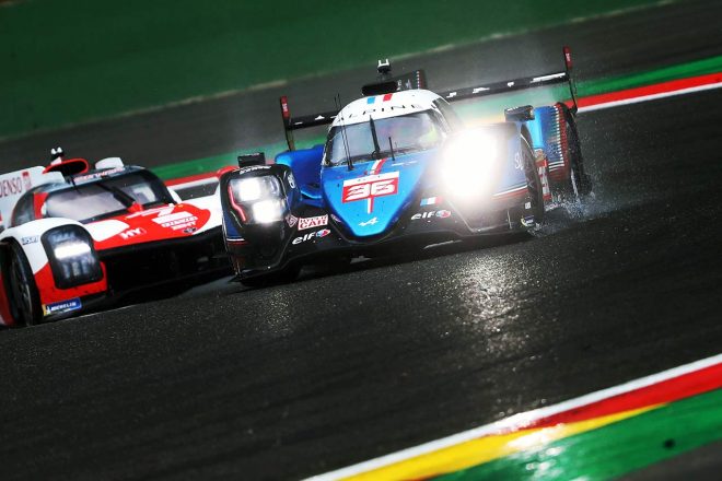 ネグラオがスタートを担当したアルピーヌA480・ギブソン