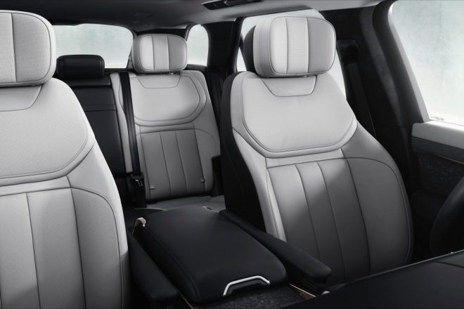 第3世代アクティブノイズキャンセレーションがキャビンに侵入する外部音を低減させ、究極に洗練された室内空間を実現する