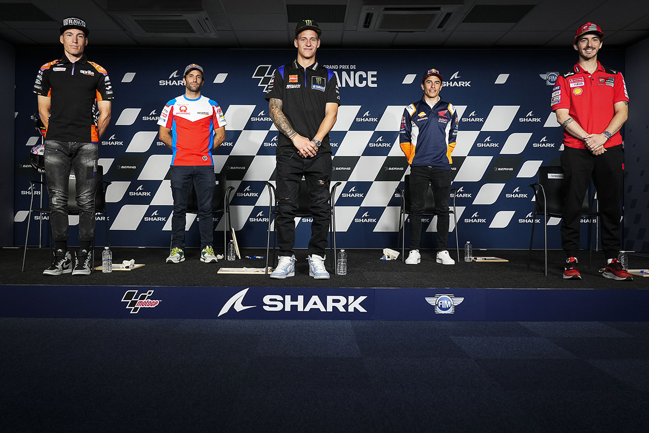 2022MotoGP第7戦フランスGPのプレスカンファレンスに出席したライダー