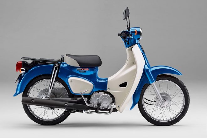 ホンダ・スーパーカブ（グリントウェーブブルーメタリック）