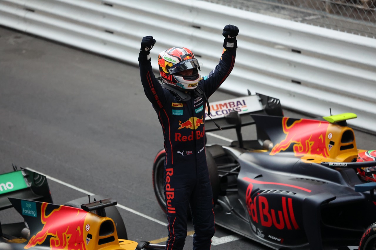 優勝したデニス・ハウガー（プレマ・レーシング）