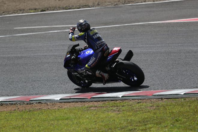 中須賀克行（YAMAHA FACTORY RACING TEAM）／2022全日本ロード第4戦SUGO JSB1000 レース1