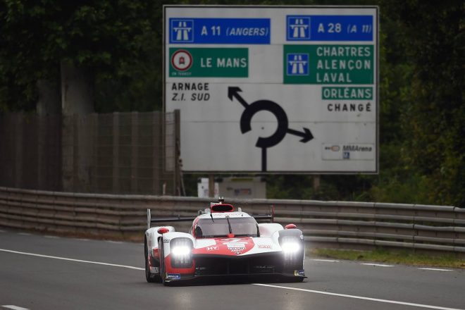 2022年ル・マン24時間レーステストデーのセッション1で最速タイムをマークしたトヨタGAZOO Racingの7号車GR010ハイブリッド