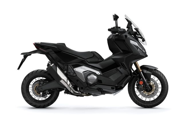 『ホンダX-ADV』（マットバリスティックブラックメタリック）