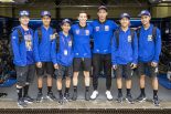 ヤマハVR46マスターキャンプ生達とトプラク・ラズガットリオグル、アンドレア・ロカテッリ（Pata Yamaha with Brixx WorldSBK）