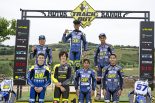 マニュエル・ゴンザレスとセレスティーノ・ビエッティとヤマハVR46マスターキャンプの生徒達
