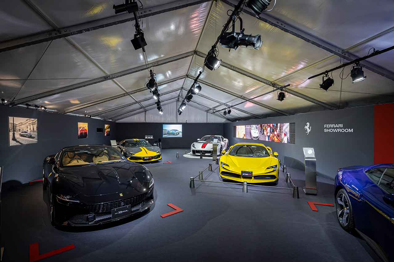 会場内に展示されたフェラーリの各モデル