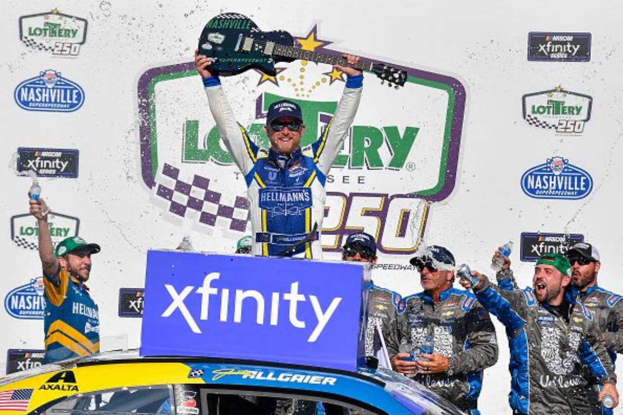 NASCARエクスフィニティ・シリーズ第15戦はジャスティン・オルゲイアー（JR Motorsports／シボレー・カマロ）が勝利