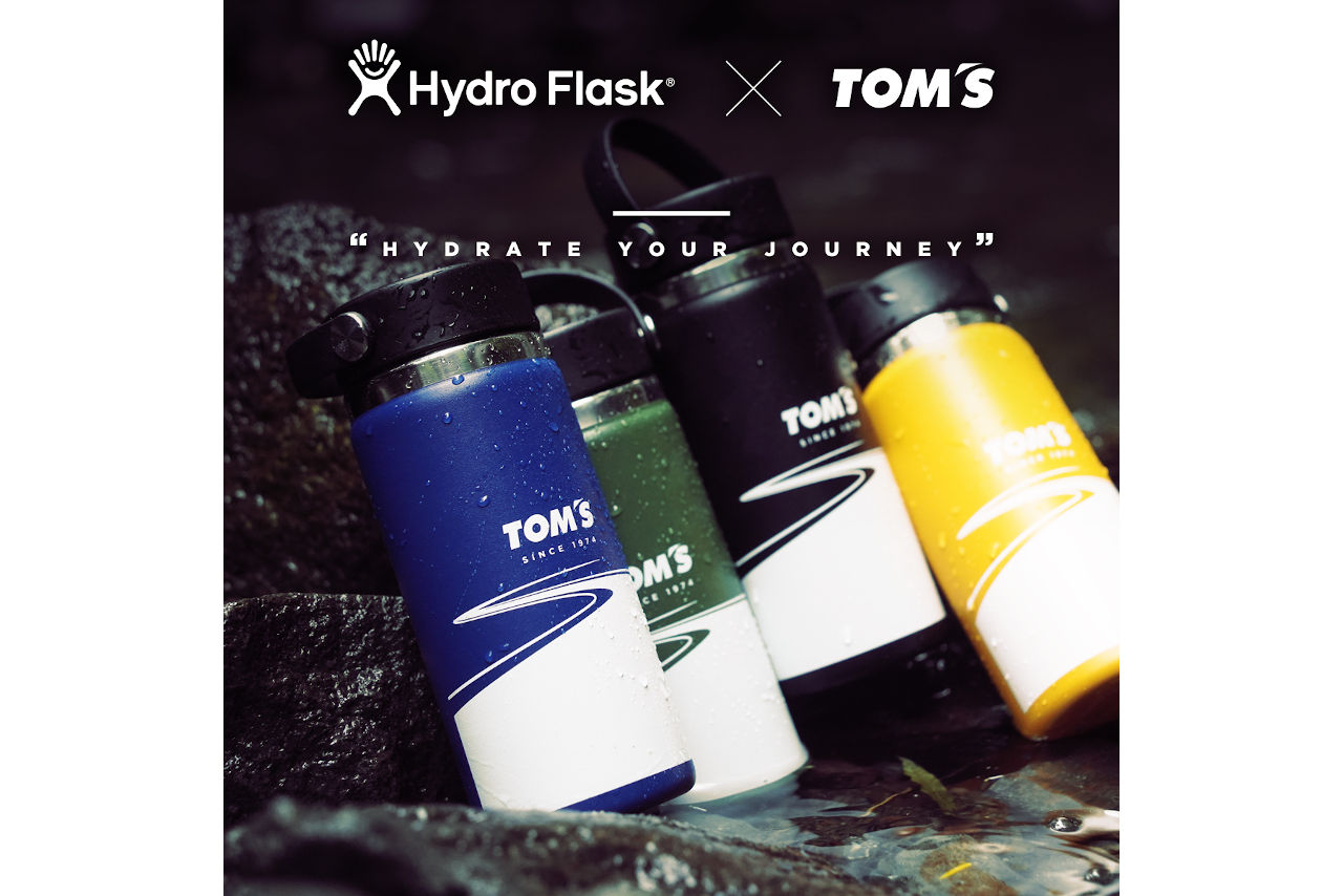 カラーは4色から選べる。左からコバルト、オリーブ、ブラック、スターフィッシュ