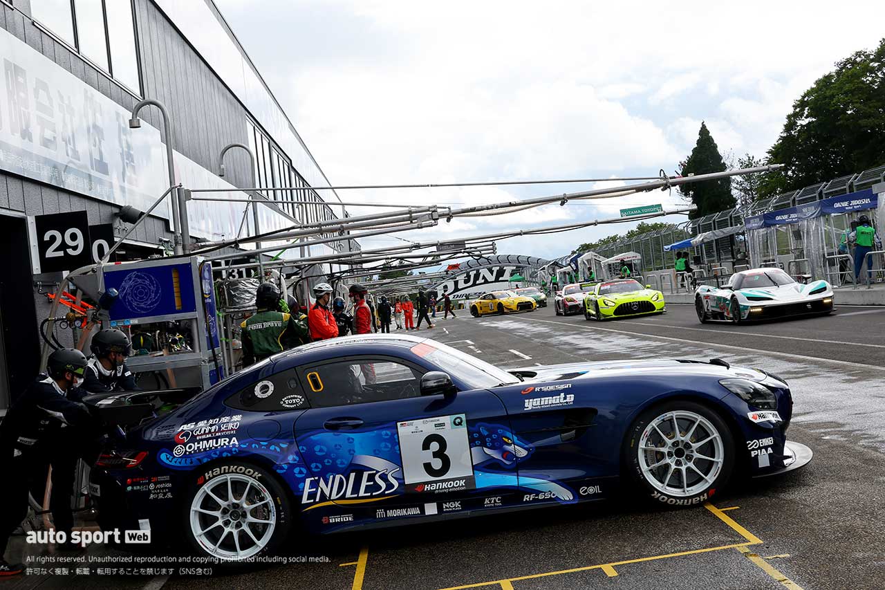 スーパー耐久シリーズ2022第3戦SUGO3時間レース　グループ1公式予選でトップとなったENDLESS AMG GT4（小河諒／川端伸太朗／谷岡力）