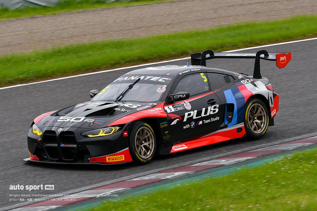 5　JapanCup プラス・ウィズ・BMWチーム・スタディ BMW M4 GT3 山口智英／荒聖治