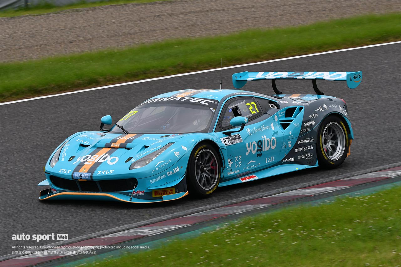 27　 ヨギボー・レーシング フェラーリ488 GT3 横溝直輝／藤波清斗