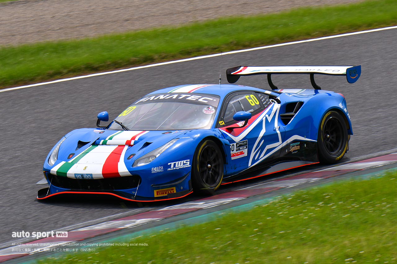 60　JapanCup LMコルサ フェラーリ488 GT3 中西慧／脇阪薫一