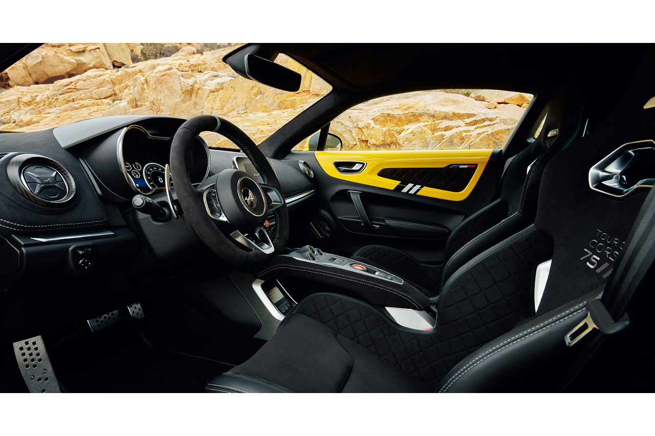 アルピーヌA110 ツール・ド・コルス75のインテリア（コクピット）