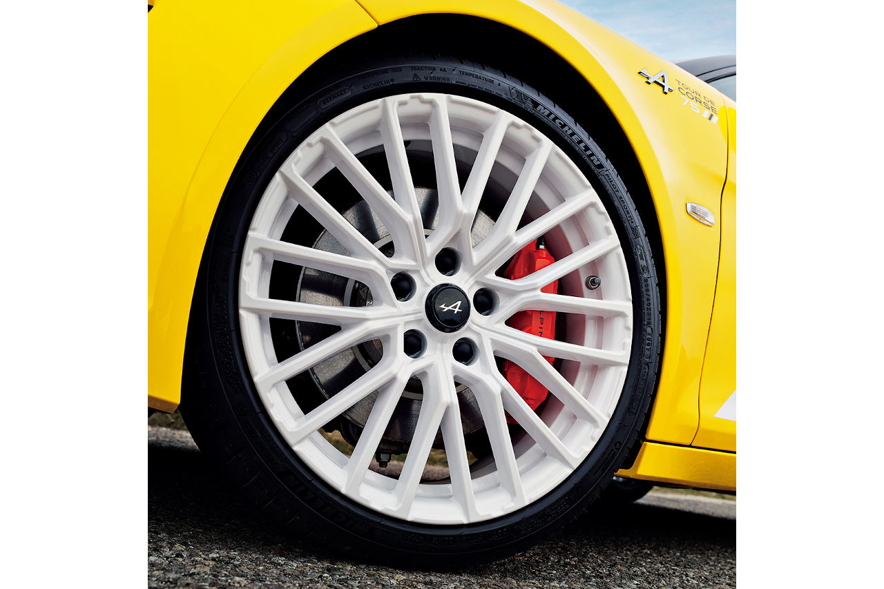 GRAND PRIX18インチアロイホイール（ブリリアントホワイト）