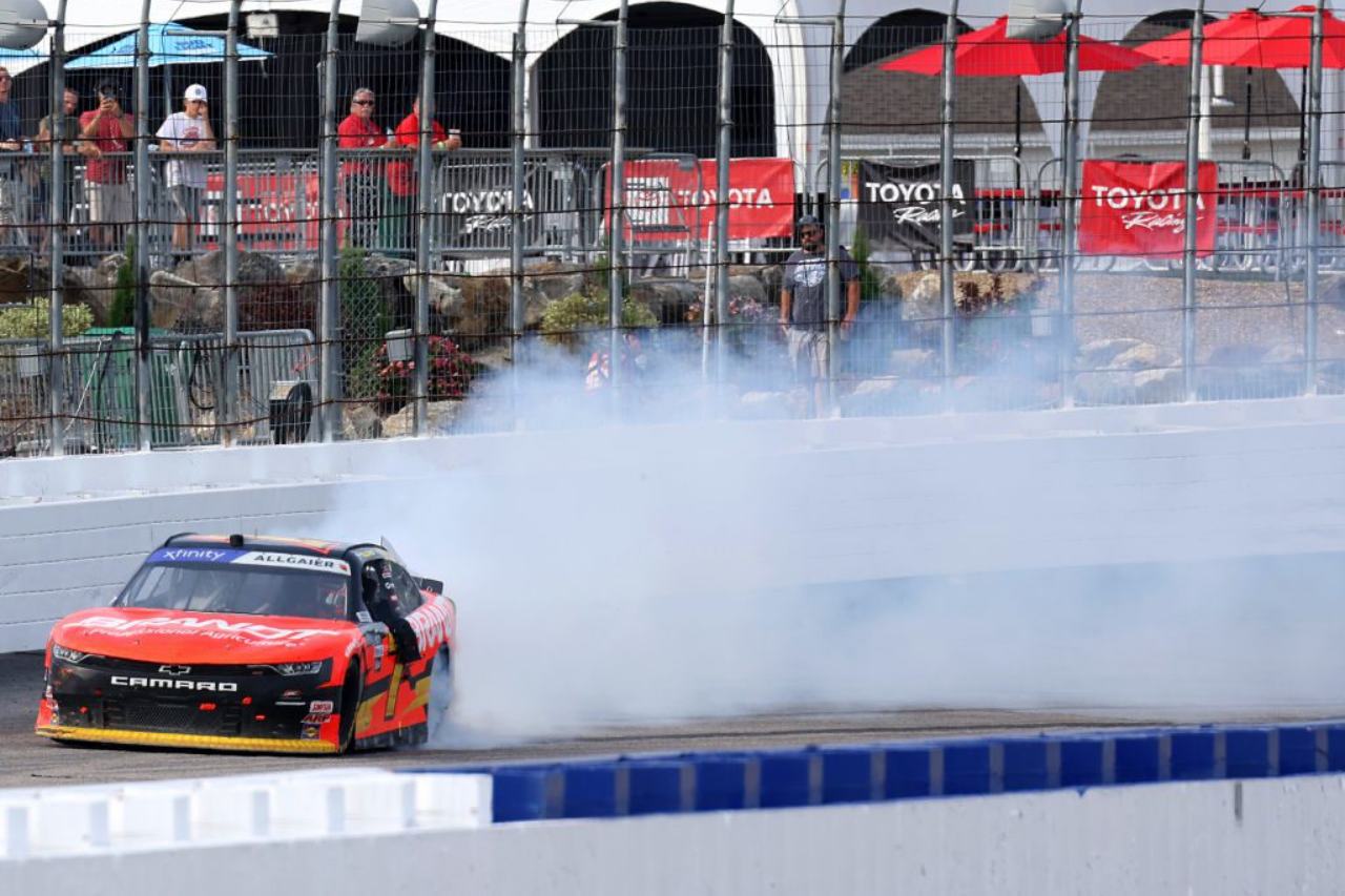 併催のNASCARエクスフィニティ・シリーズ第18戦は、ジャスティン・オルゲイアー（JRモータースポーツ／シボレー・カマロ）が今季3勝目を手にしている