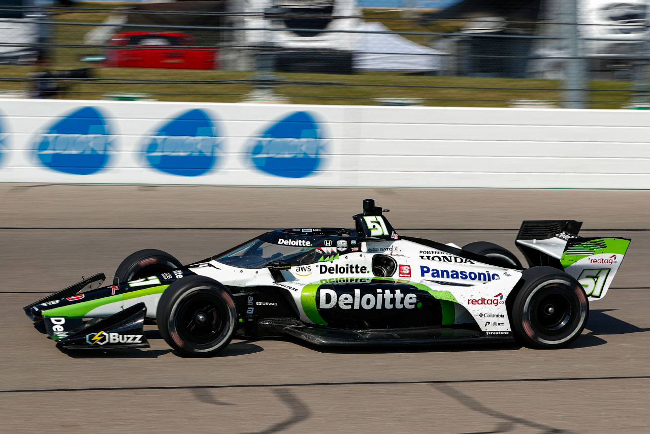 前戦に引き続きデロイトのスペシャルカラーで挑む佐藤琢磨