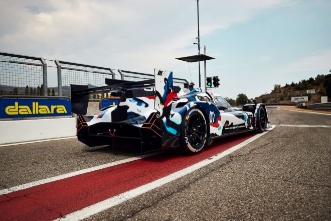 バラーノでシェイクダウンされたBMW MハイブリッドV8