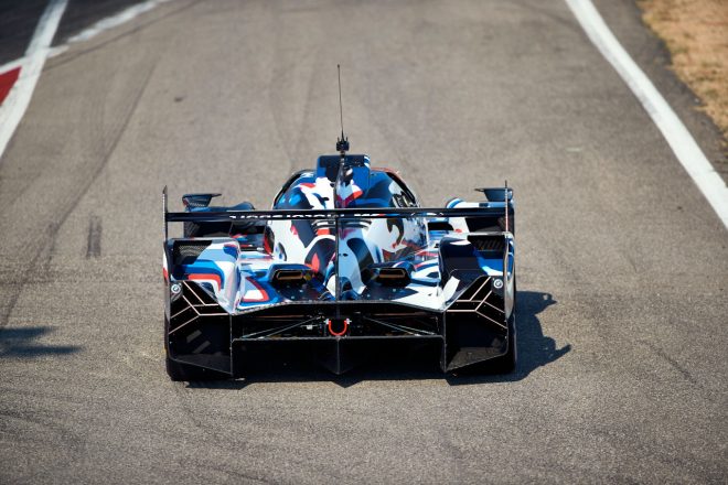 バラーノでシェイクダウンされたBMW MハイブリッドV8