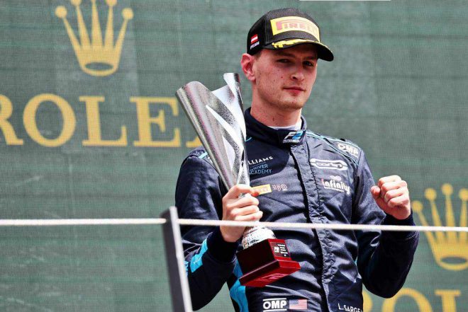 2022年FIA F2第8戦シュピールベルク レース2で優勝したローガン・サージェント（カーリン）