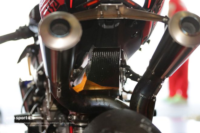 2022鈴鹿8耐：Team de"LIGHTのドゥカティ・パニガーレV4 R