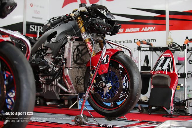 2022鈴鹿8耐：Astemo Honda Dream SI RacingのホンダCBR1000RR-R