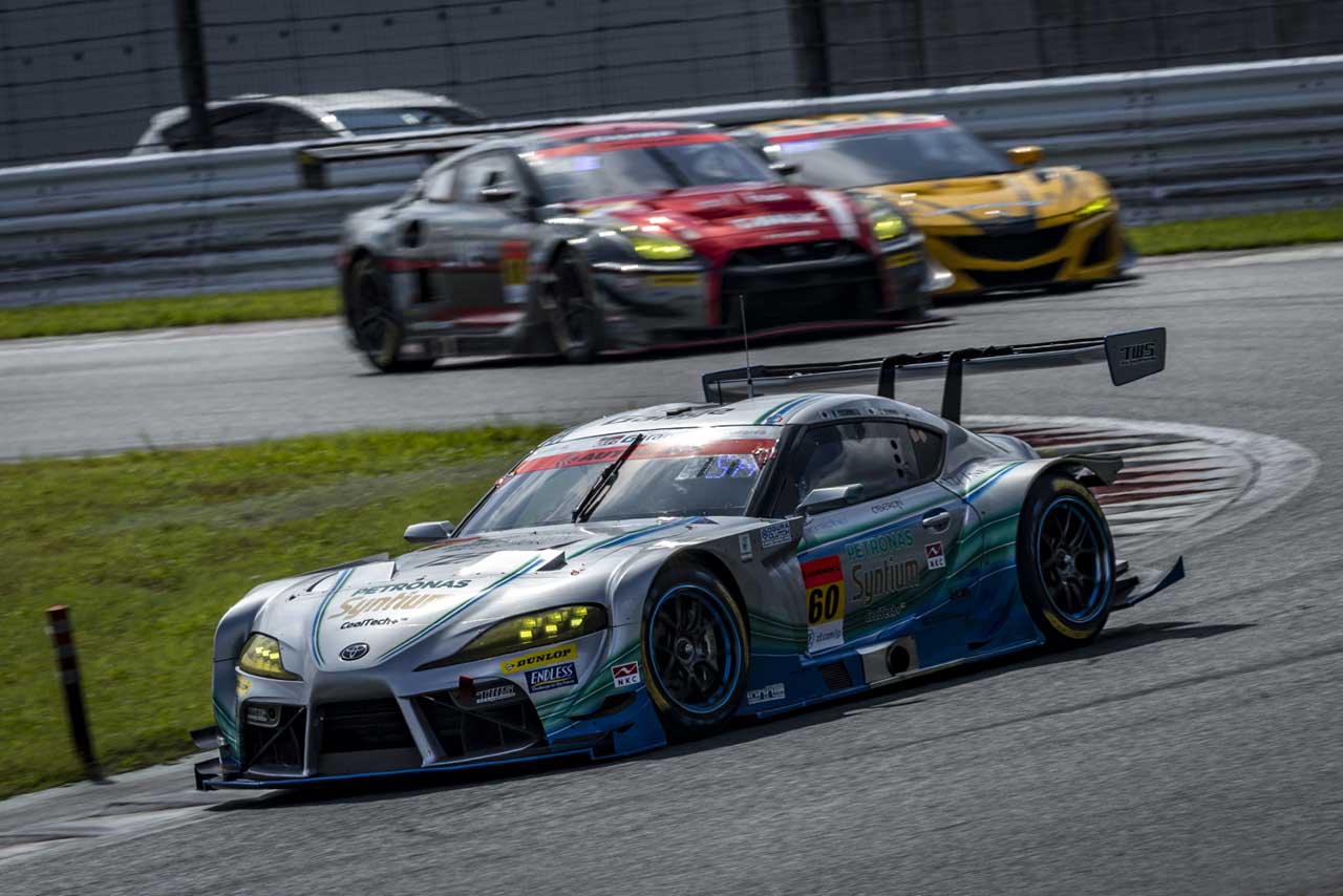 LM corsaページ LM corsaのニューマシンLC500 GTが岡山でシェイクダウン！ ノー