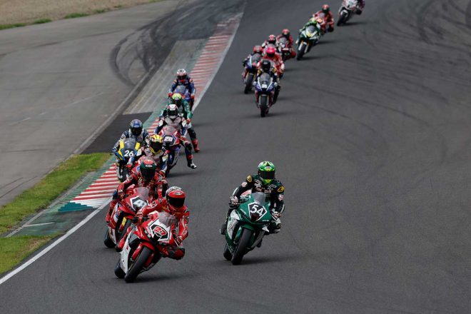 SS600 レース2：アンディ・ファリド・イズディハール、荒川晃大／2022FIMアジアロード第3戦日本ラウンド
