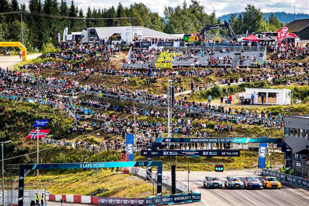 約3年ぶりのWorldRX復帰となったノルウェー・ヘル戦、ランケバーネンのトラックには大勢のファンが詰め掛けた