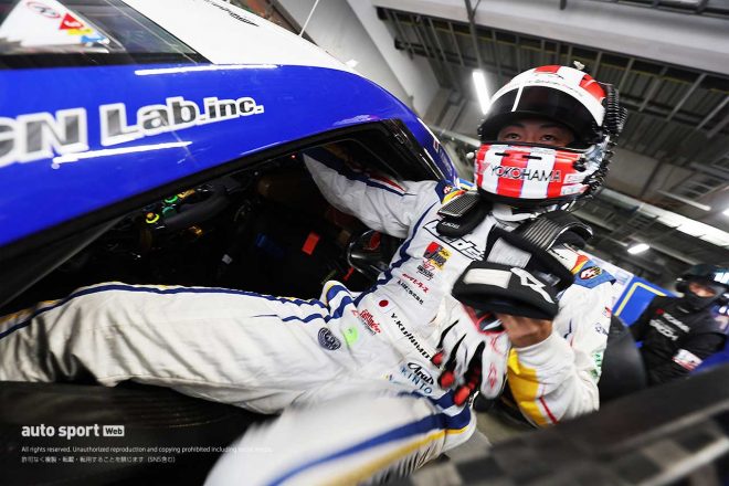 2022スーパーGT第4戦富士　予選Q1に挑むべくWedsSport ADVAN GR Supraに乗り込む国本雄資