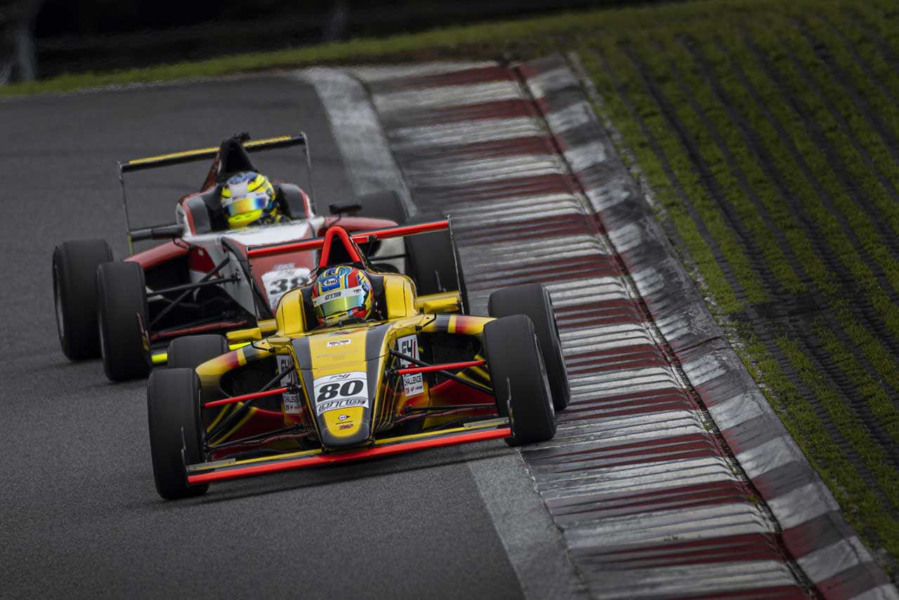 伊東黎明（OTG DL F4CHALLENGE）