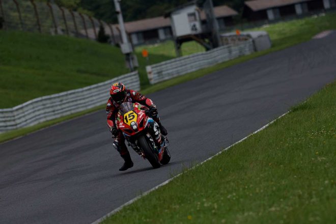 JSB1000：渡辺一樹（YOSHIMURA SUZUKI RIDEWIN）／2022全日本ロード オートポリス公開テスト2日目