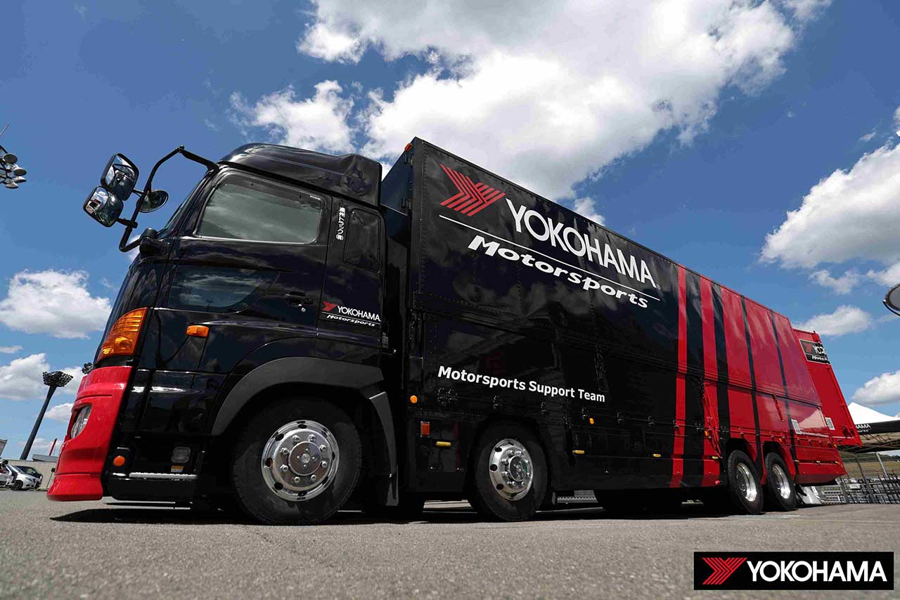 2022スーパーフォーミュラ第7戦＆第8戦もてぎ　横浜ゴムのトレーラー