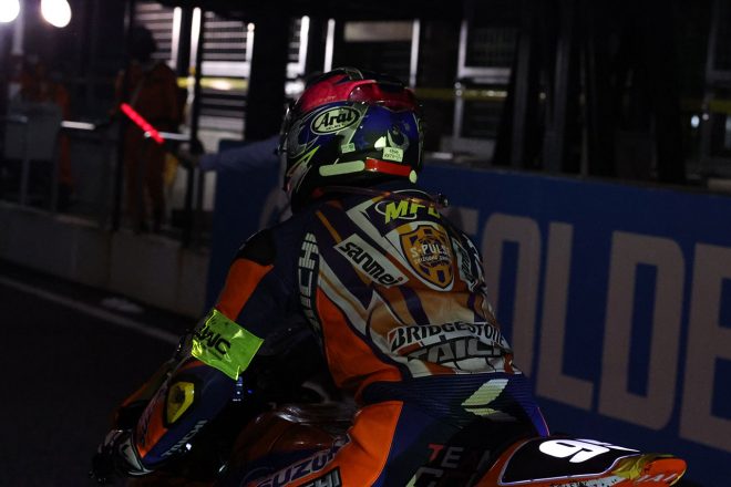 パルクフェルメに帰ってきた渥美心（S-PULSE DREAM RACING ・ITEC）／2022鈴鹿8耐