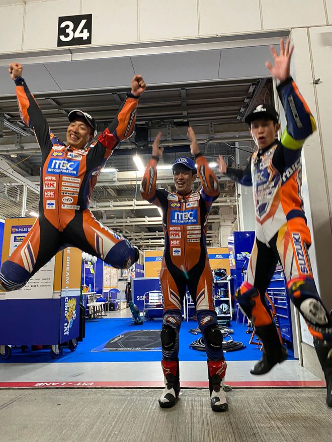 津田拓也、生形秀之、渥美心（S-PULSE DREAM RACING ・ITEC）／2022鈴鹿8耐
