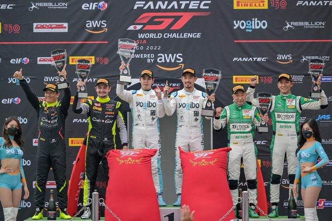 GTワールドチャレンジ・アジア第7戦SUGO　総合表彰台