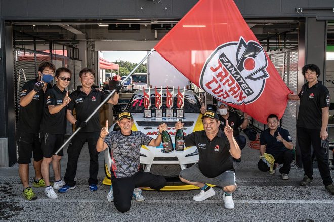 GT4を制したアキランド・レーシングの大山正芳／植田正幸組71号車トヨタGRスープラGT4