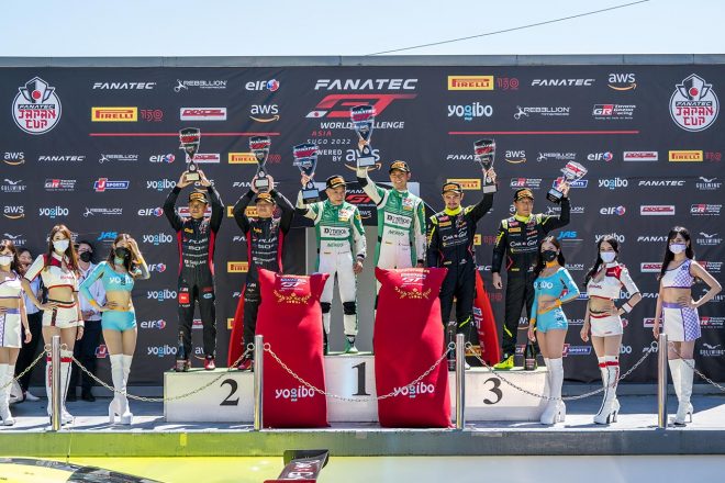 GTワールドチャレンジ・アジア第8戦　表彰台