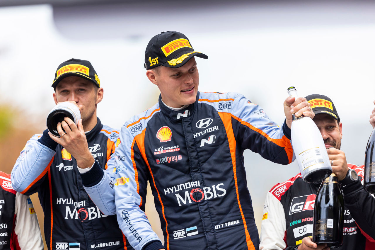 今季初優勝を果たした第5戦イタリア以降、調子を上げているオット・タナク／マルティン・ヤルヴェオヤ組（ヒョンデi20 Nラリー1）　2022年WRC第9戦イープル・ラリー・ベルギー