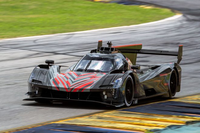 ロード・アトランタで開発テストを行うキャデラックの新型LMDh車両