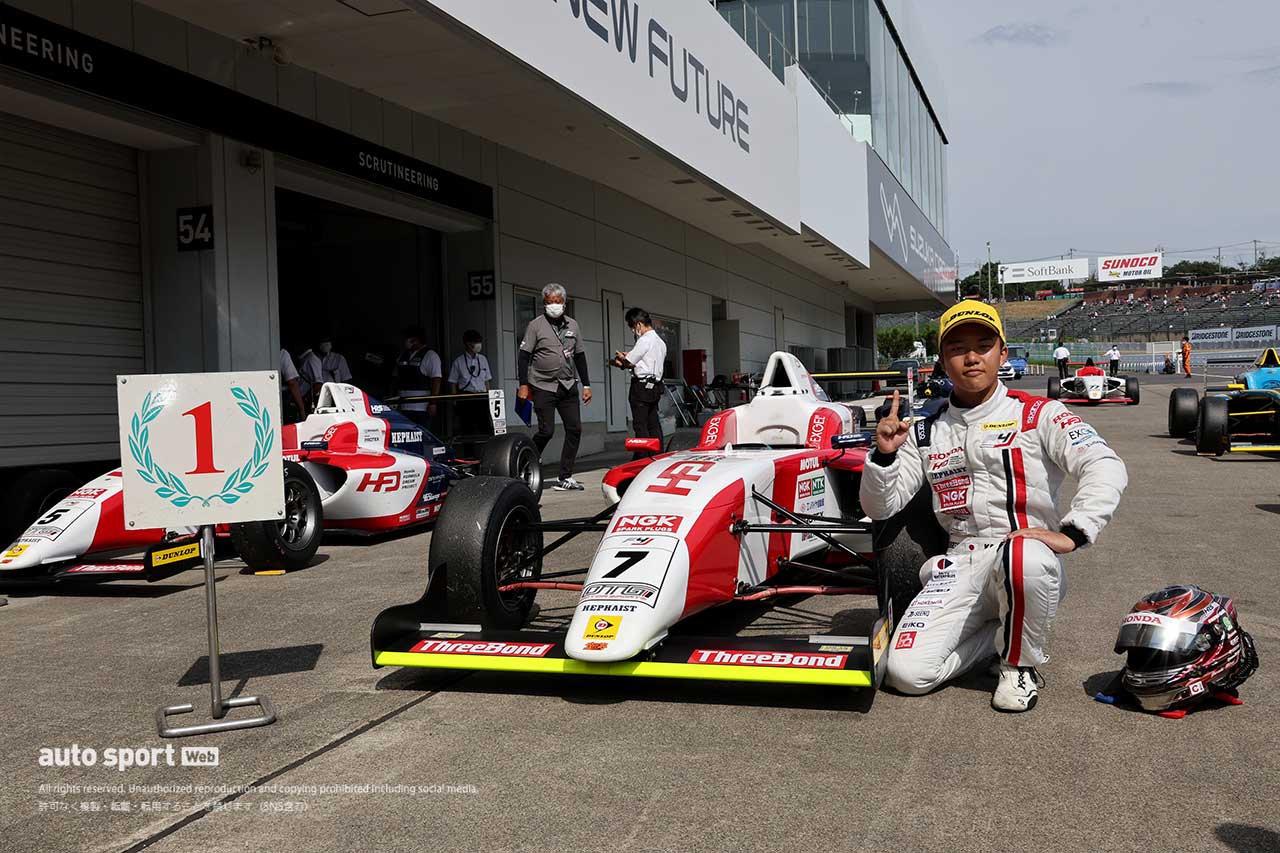 2022FIA-F4選手権第8戦鈴鹿を制した三井優介（HFDP RACING TEAM）