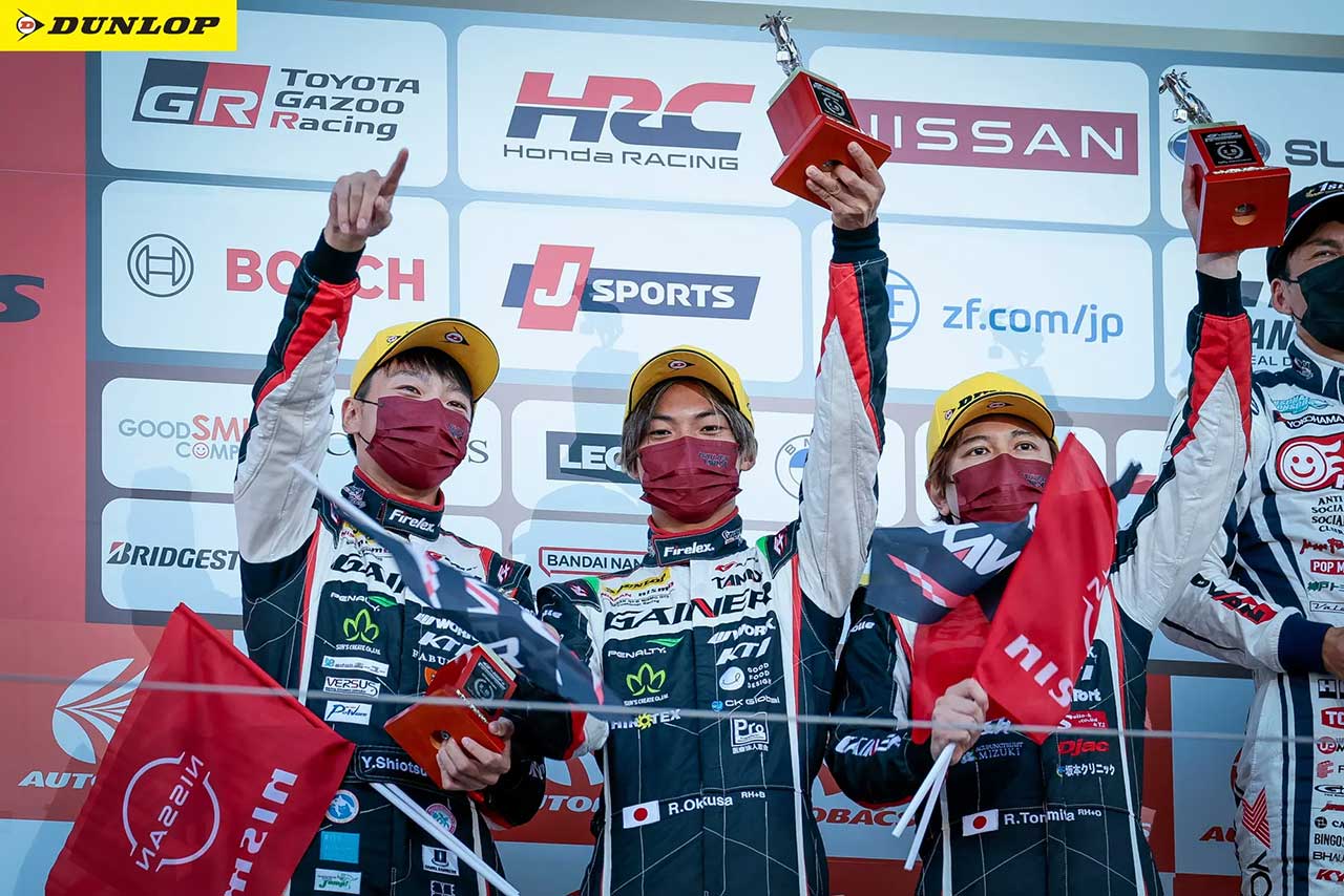 2022スーパーGT第5戦鈴鹿　富田竜一郎／大草りき／塩津佑介（TANAX GAINER GT-R）