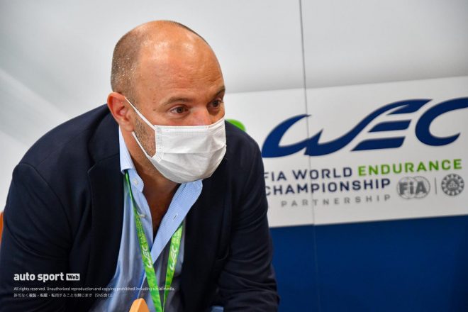 WEC第5戦富士で日本のメディアの取材に応えたWECのフレデリック・ルキアンCEO