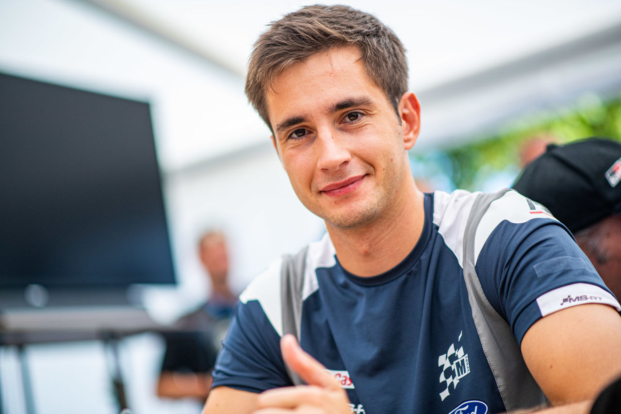 首位セバスチャン・ローブと1.7秒差の総合2番手につけているピエール-ルイ・ルーベ（フォード・プーマ・ラリー1）　2022年WRC第10戦アクロポリス・ラリー・ギリシャ