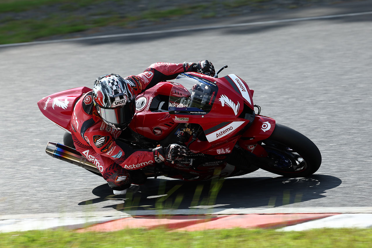 渡辺一馬（AstemoHondaDreamSIRacing）／2022全日本ロード第7戦岡山 ST1000
