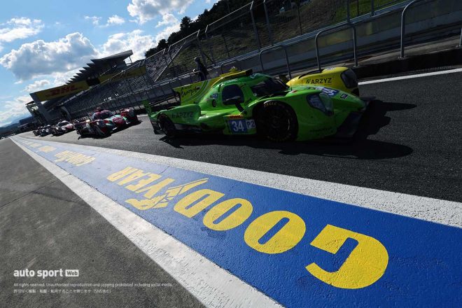 富士スピードウェイでの第5戦では、ピットロードにもグッドイヤーのロゴが。単にタイヤを供給するだけでなく、シリーズとともにマーケティング価値を最大化しようとしている。