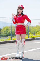 ナタリア聖奈 ZENTsweeties2022 2021年/スーパーGTの写真①