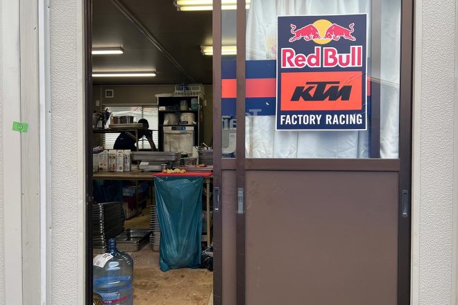 MotoGPファクトリーチームのホスピタリティ施設