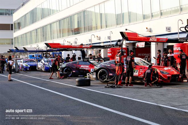 2022スーパーGT第7戦オートポリス　ピットストップ練習を行うニッサン系チームたち