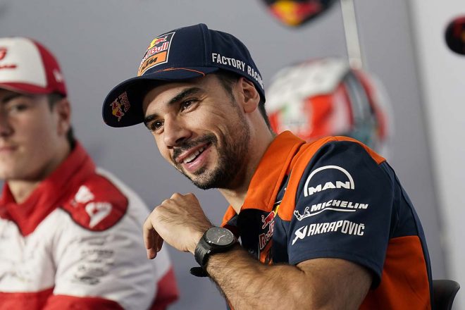 プレスカンファレンスに出席したミゲール・オリベイラ（レッドブルKTMファクトリー・レーシング）／2022MotoGP第18戦オーストラリアGP